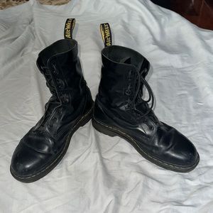 Vintage Dr Martens “The Original” black boots